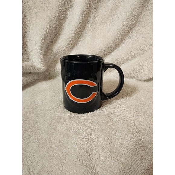 H.066- Chicago Bears cap hat and mug - Picture 9 of 12